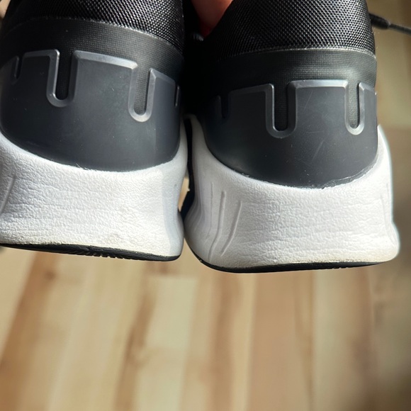 Nike Metcon Women's Athletic Shoes - Picture 6 of 8